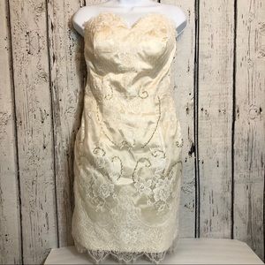 Beautiful strapless dress for bachelorette / court wedding